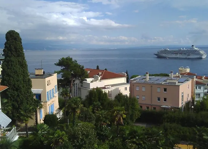 Iva 1, Wonderful View Of Kvarner Bay Lägenhet Opatija