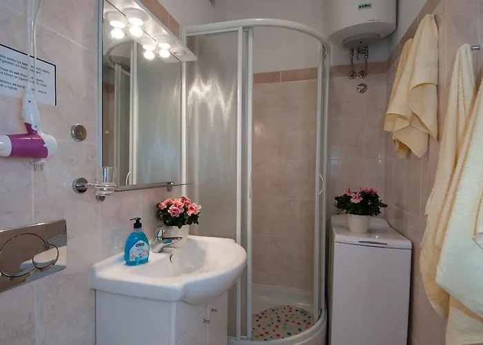 Iva 1, Wonderful View Of Kvarner Bay شقة أوباتيا